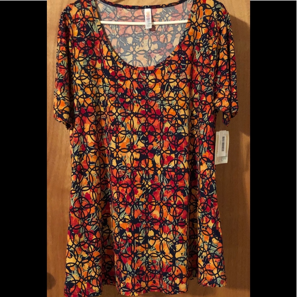 LuLaRoe Perfect T